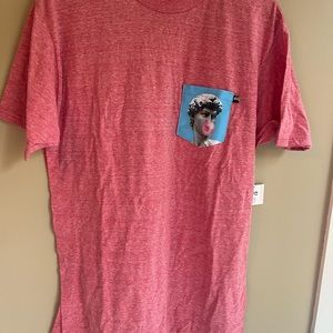 NWT ThraArte T-Shirt